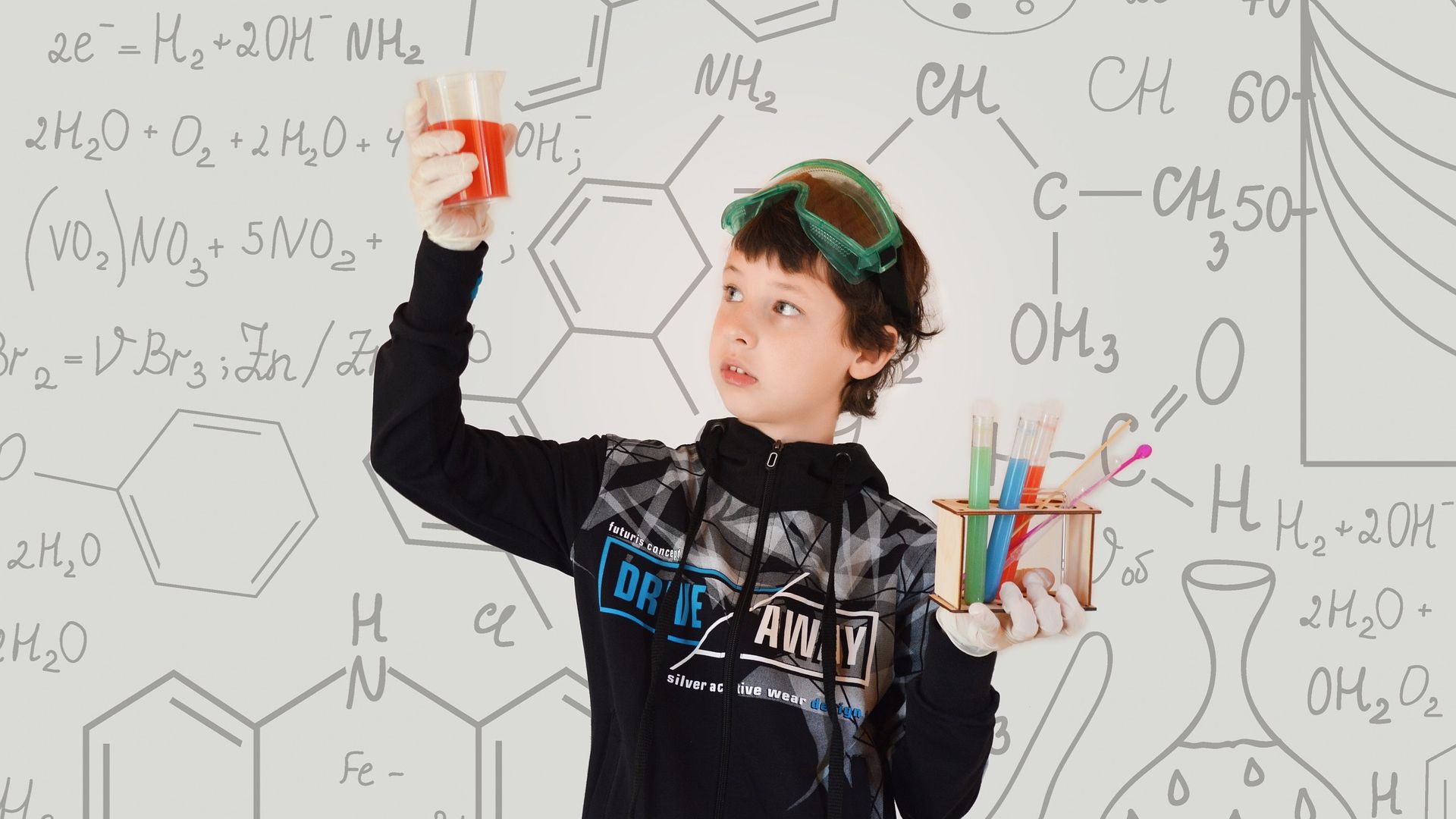 Pixabay: chemistry-5632650_1920